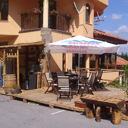 Bron House Villa Pamporowo