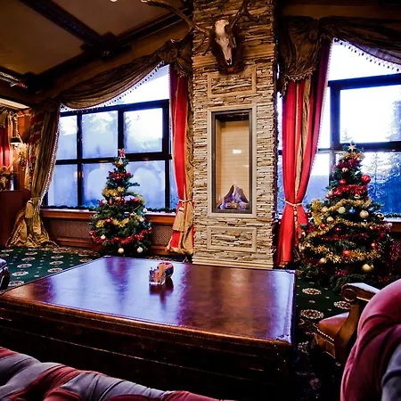 Bron House