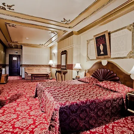 Villa Bron House