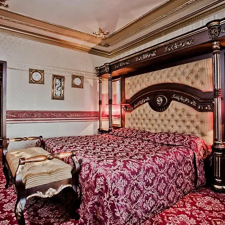 Bron House Villa *