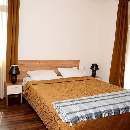 Bron House Villa *